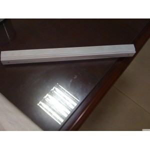 http://www.chaoyue-alu.com/312-379-thickbox/aluminium-light-fitting-osram-t5.jpg